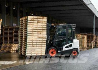 Bobcat D 30 S 9 Дизелови камиони