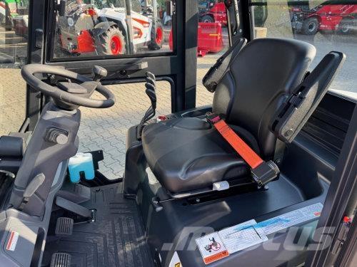 Bobcat D 35 NXS Дизелови камиони