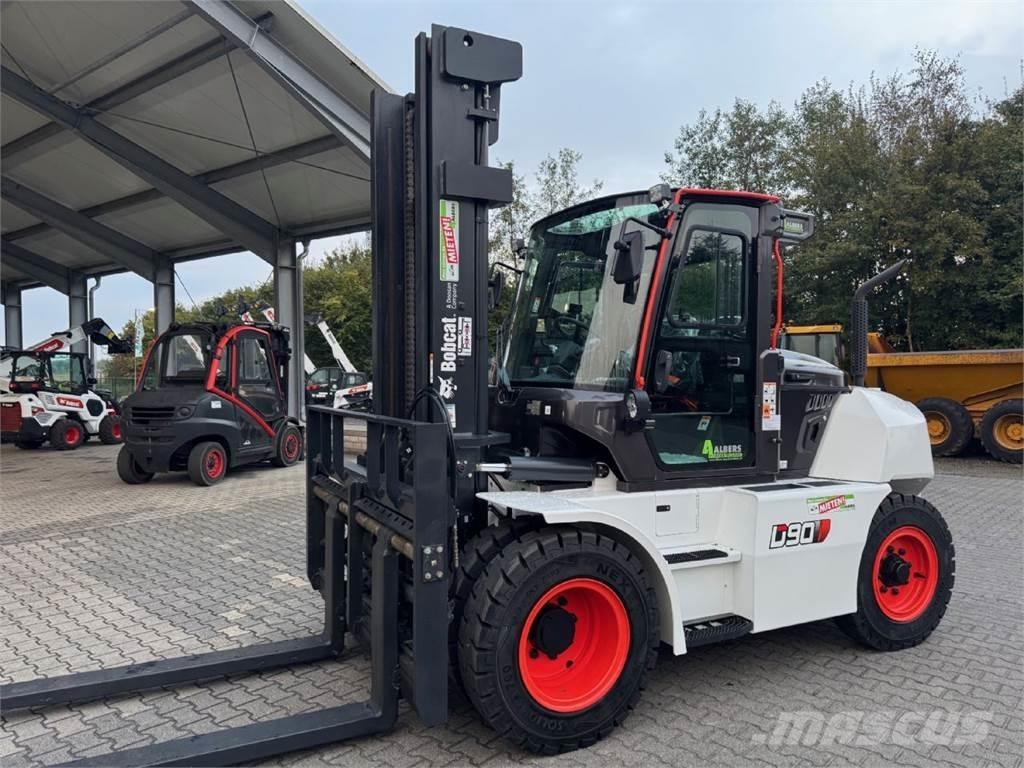 Bobcat D 90 S 9 Дизелови камиони