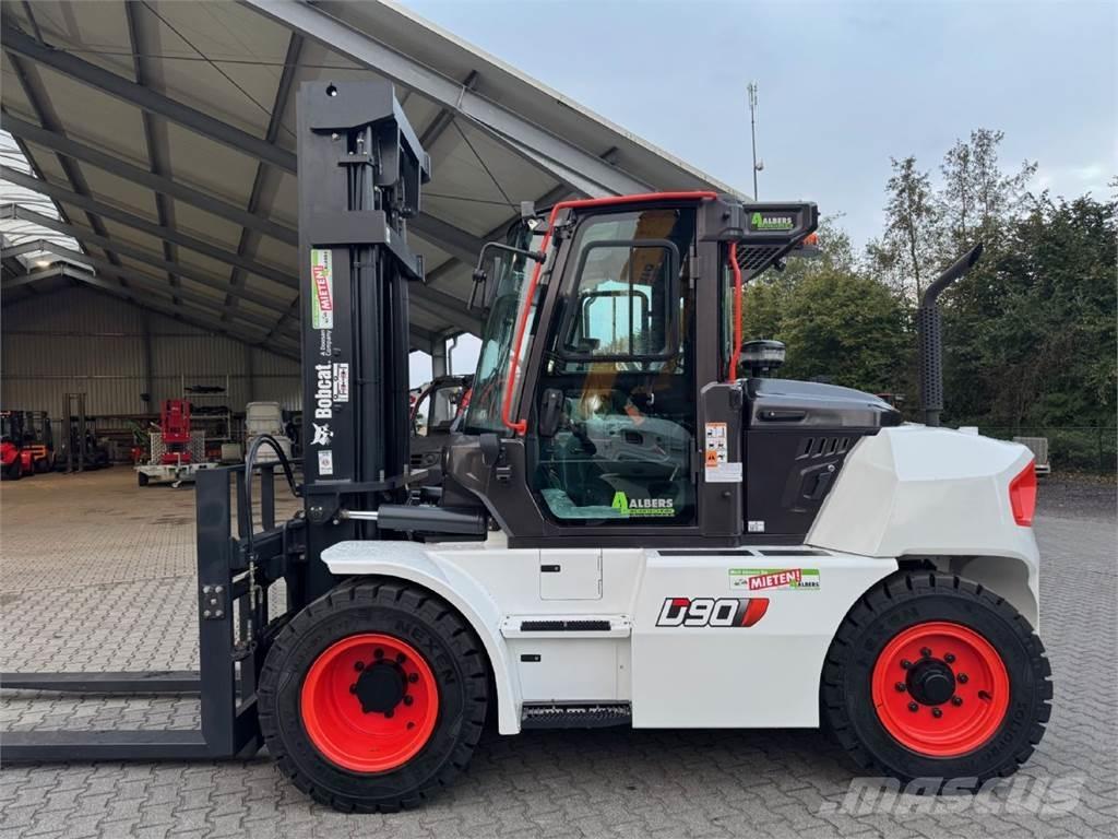 Bobcat D 90 S 9 Дизелови камиони