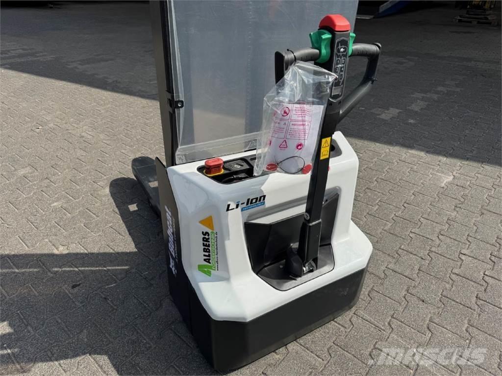 Bobcat LSM 12 N -7 Колички високоповдигачи с теглич