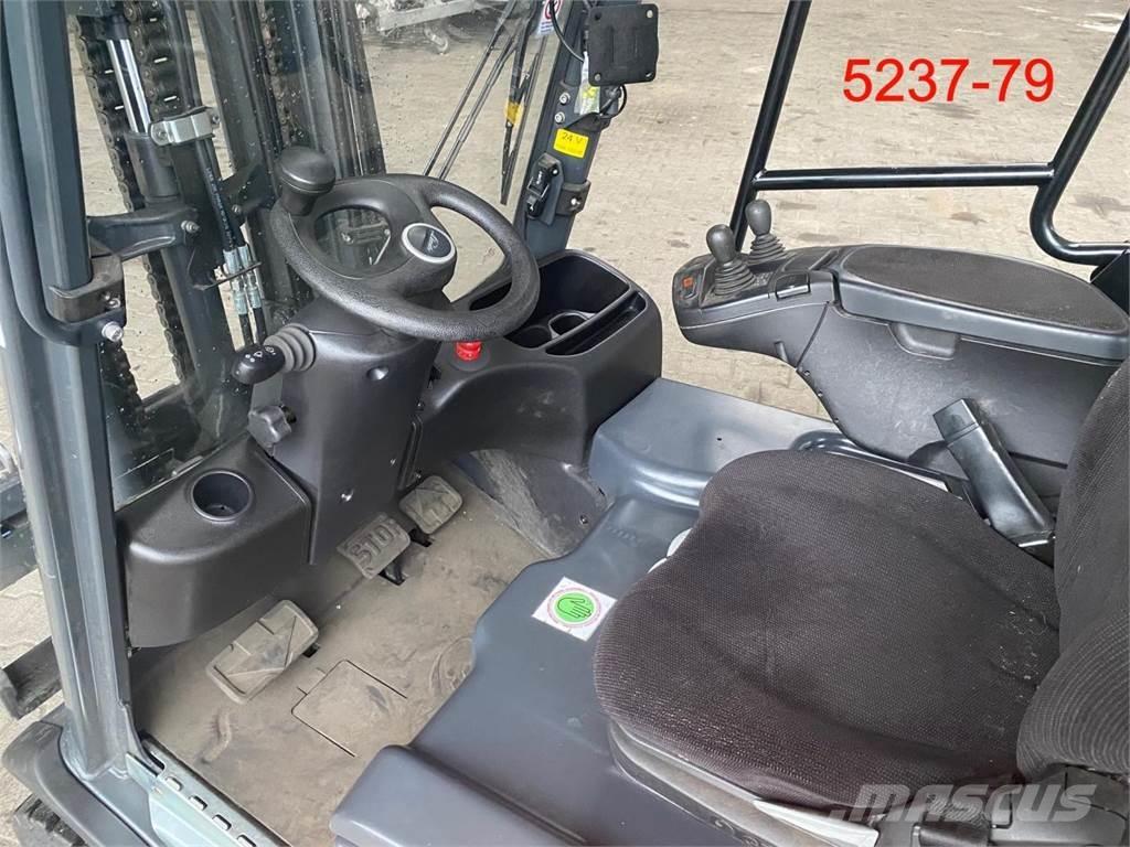 Linde E 18 L 02 EVO Електрически вилични кари-повдигачи