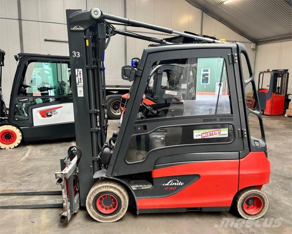Linde E 30 - 01 Електрически вилични кари-повдигачи