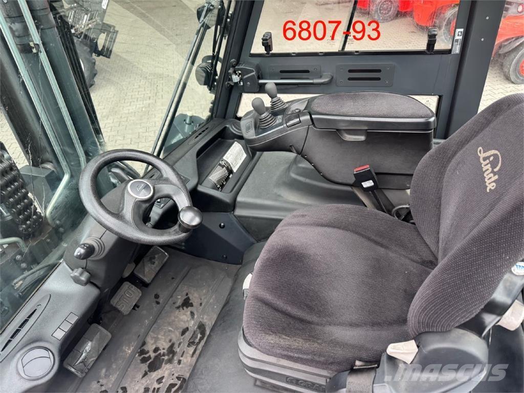 Linde E 80-01 / 900 Електрически вилични кари-повдигачи