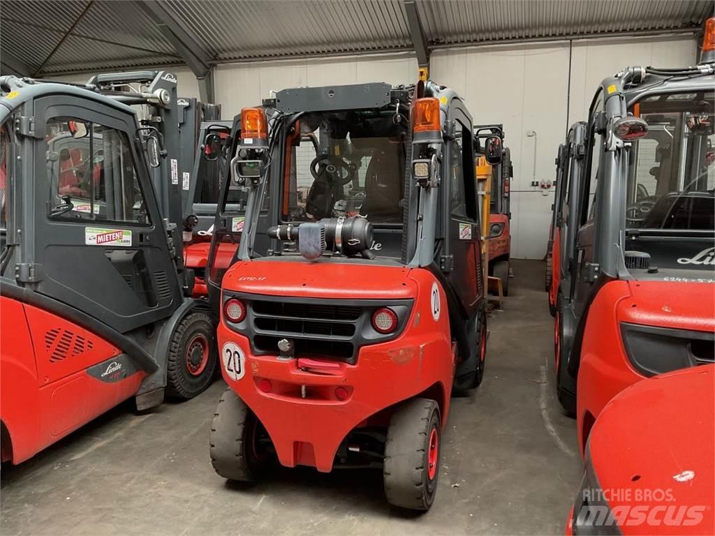 Linde H 30 D 02 EVO Дизелови камиони