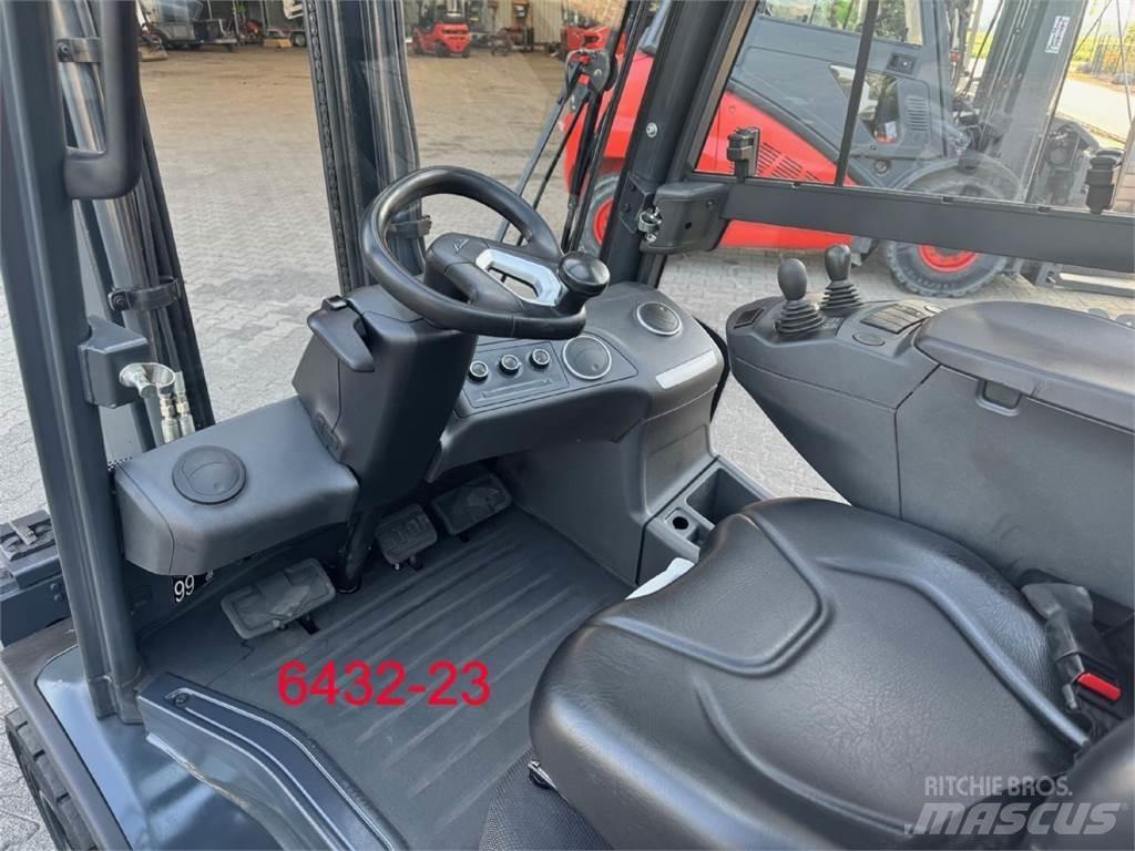 Linde H 30 T 01 Камиони с АГУ
