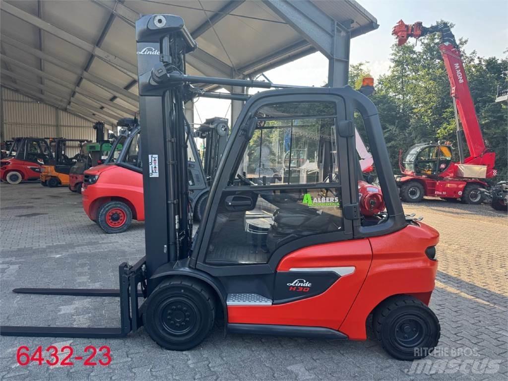 Linde H 30 T 01 Камиони с АГУ