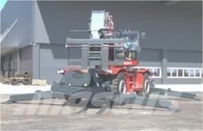 Magni RTH 13.26 Телескопични товарачи