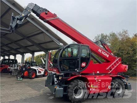 Magni RTH 6.22 Телескопични товарачи