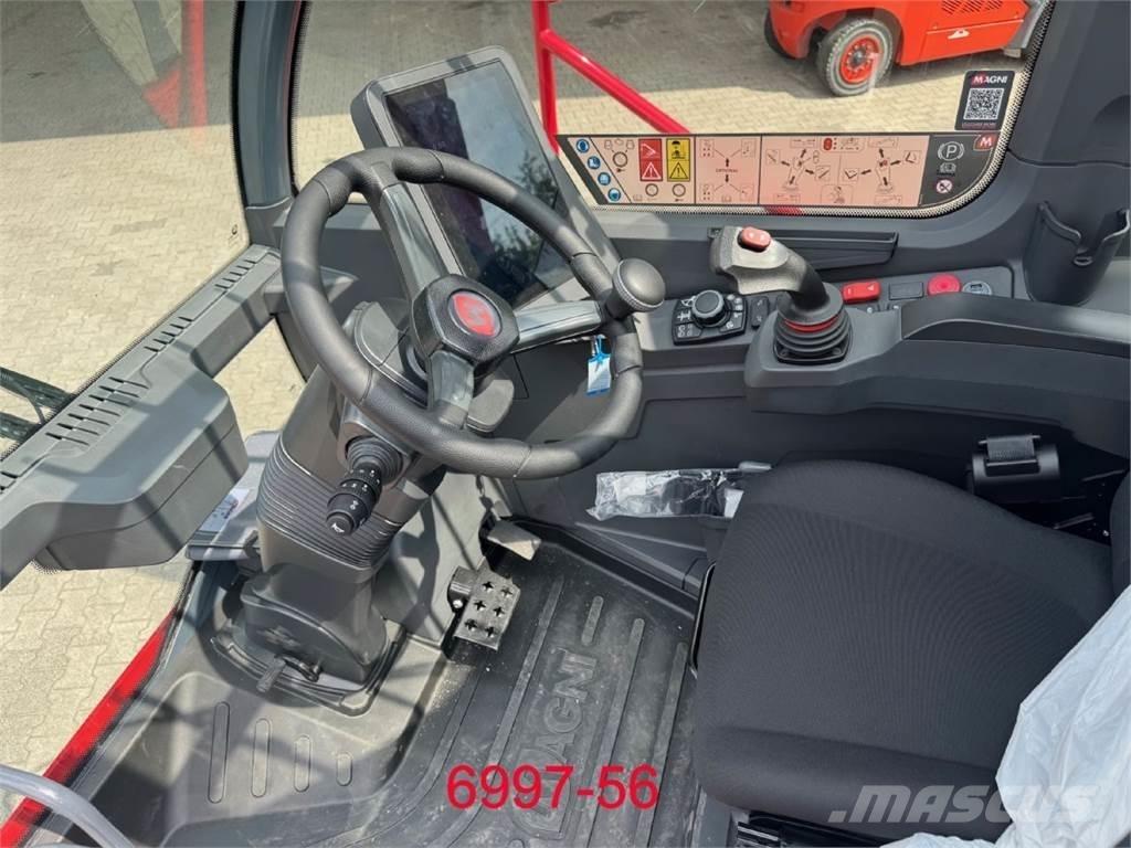 Magni RTH 8.27 Телескопични товарачи