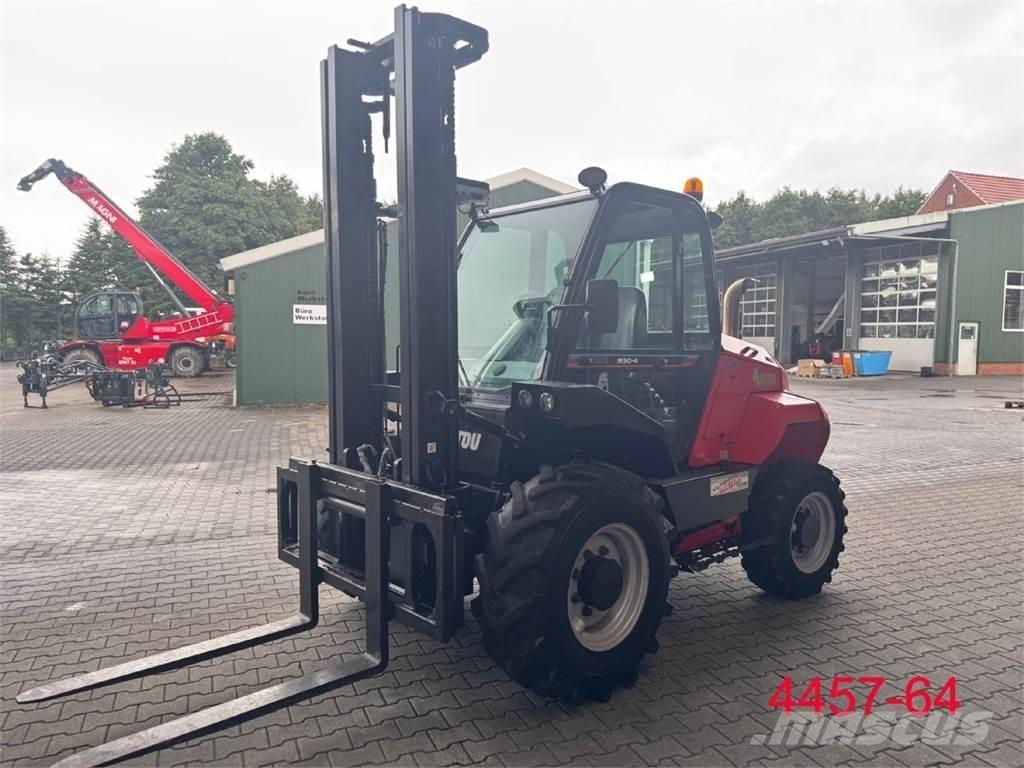 Manitou M 30 - 4 Камиони за херавни местности
