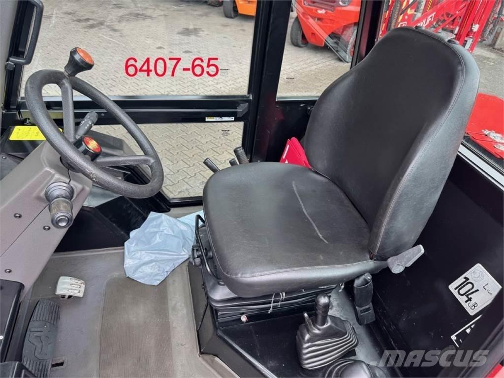 Manitou M 30 - 4 Камиони за херавни местности