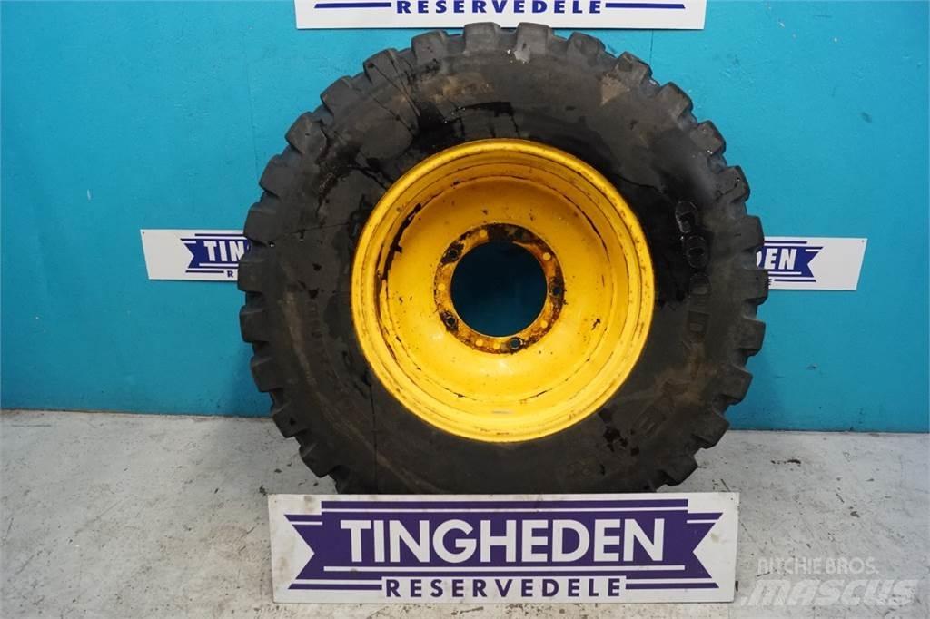  28 440/80R28 Гуми