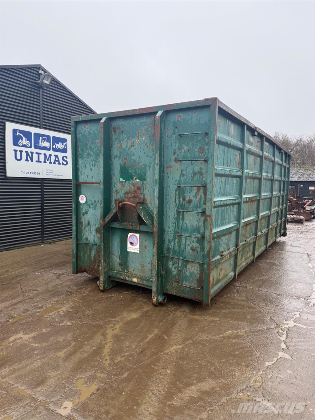  40kbm Фургони
