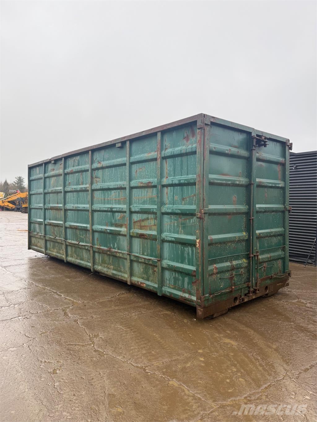  40kbm Фургони
