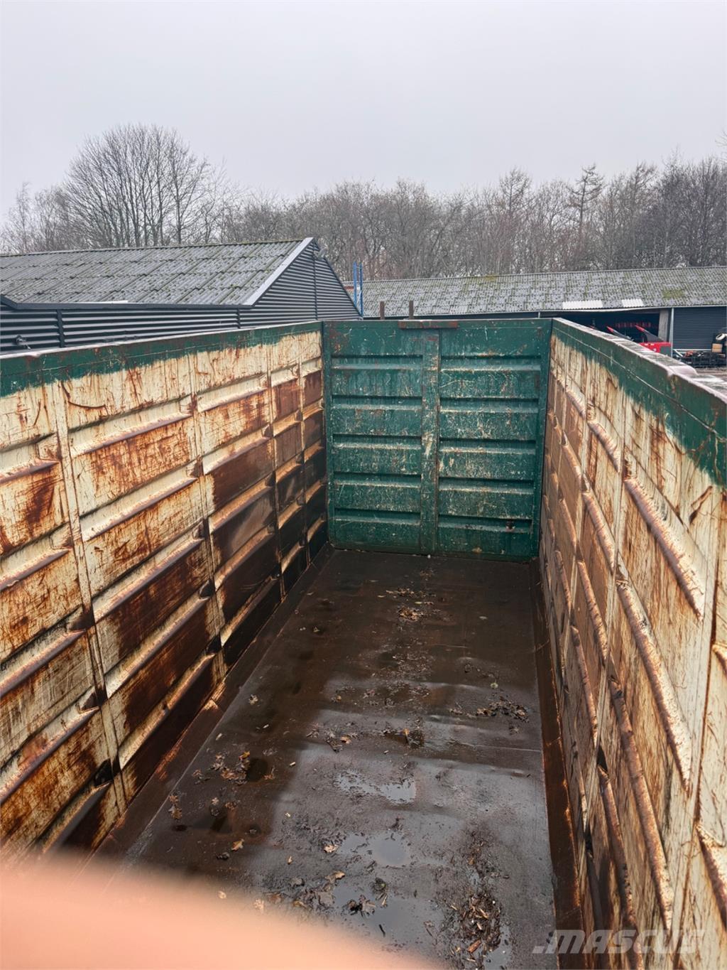  40kbm Фургони
