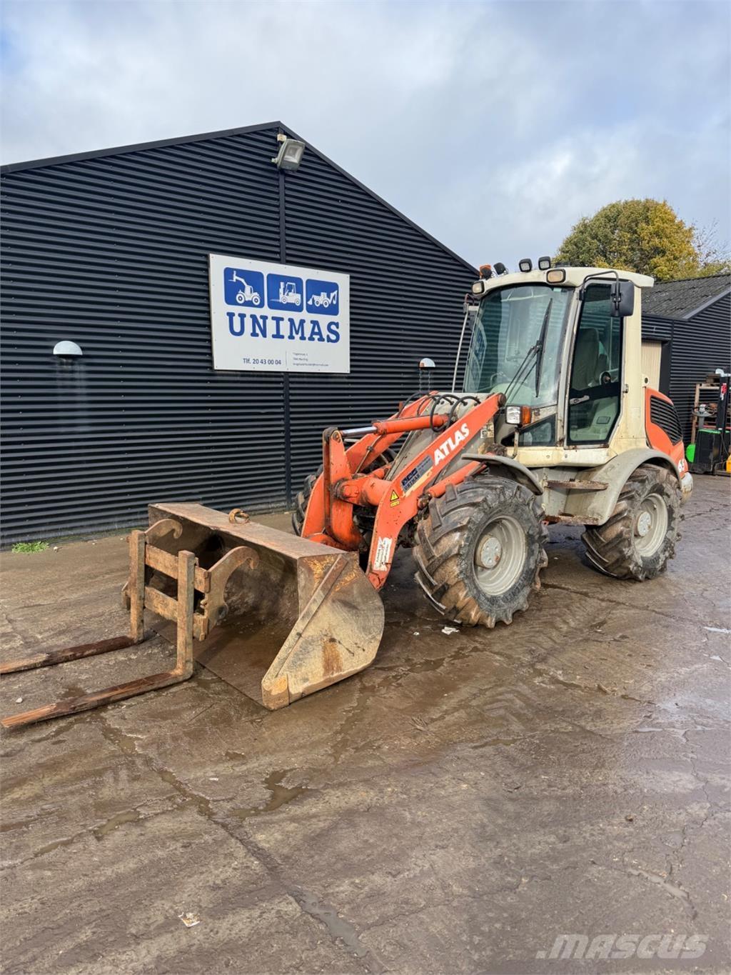 Atlas 65 Колесни товарачи