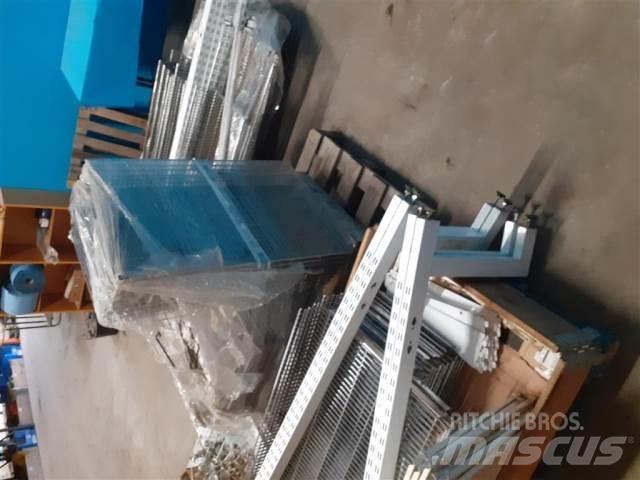  Butiks inventar Оборудване за складове - друго