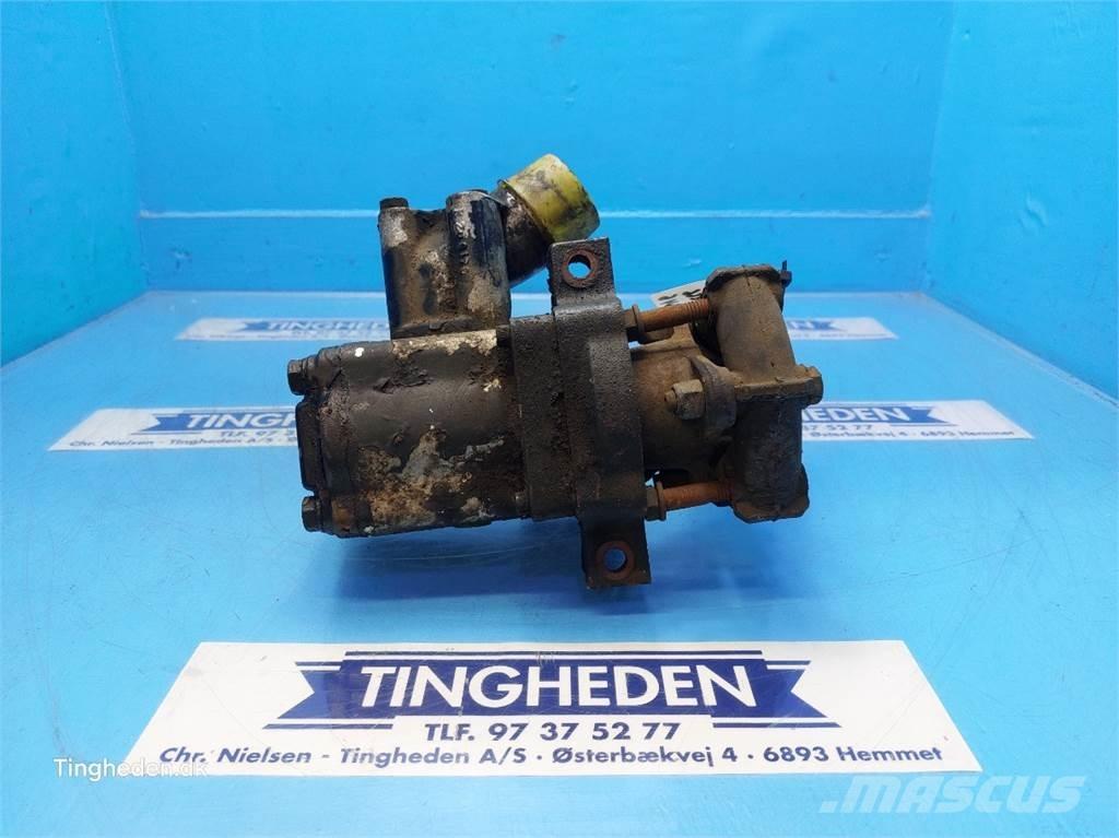 CASE 1394 Хидравлични