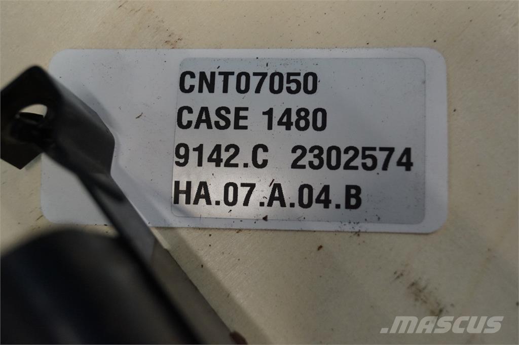 CASE 1480 Електроники