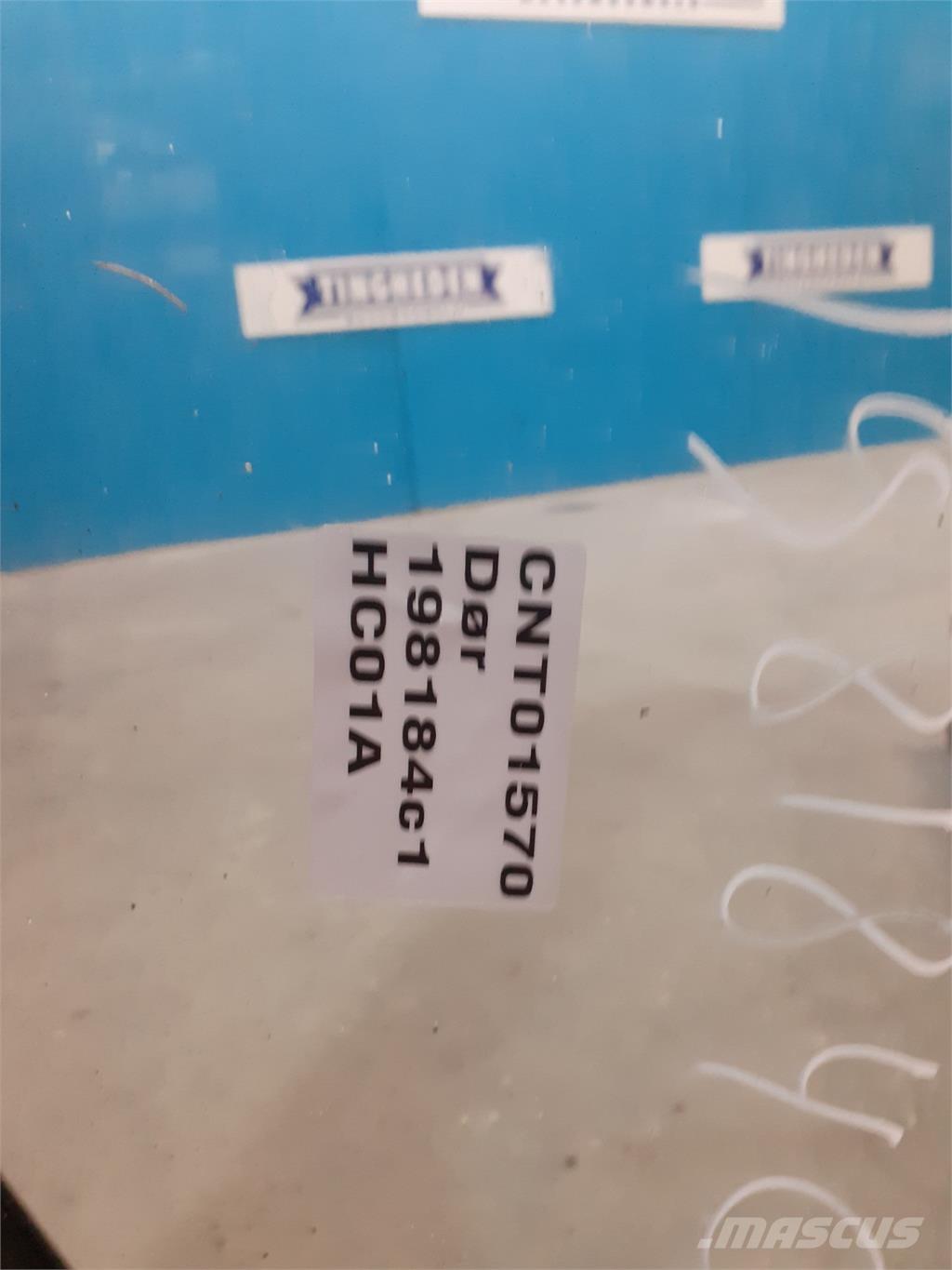 CASE 1620 Кабина