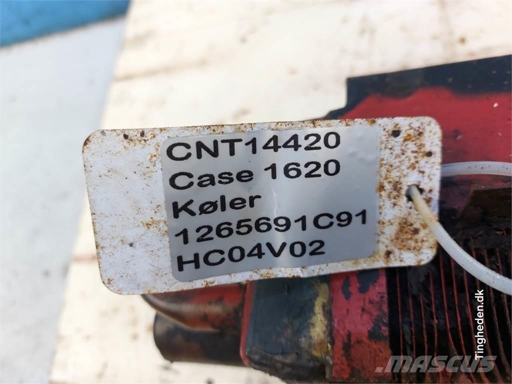 CASE 1620 Радиатори