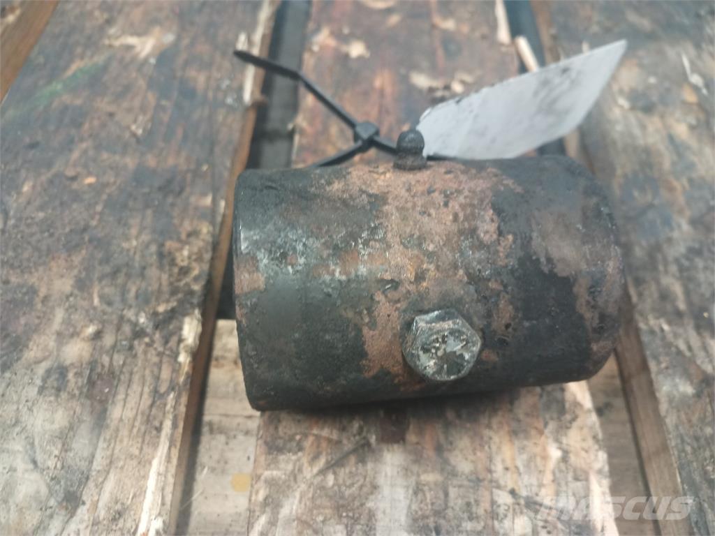 CASE 1640 Предаване