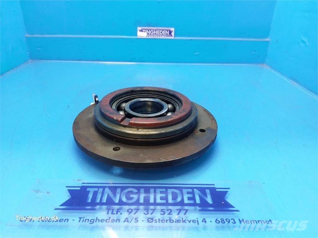 CASE 1660 Предаване