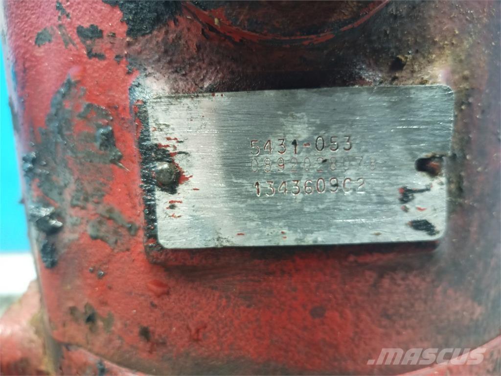 CASE 1680 Хидравлични