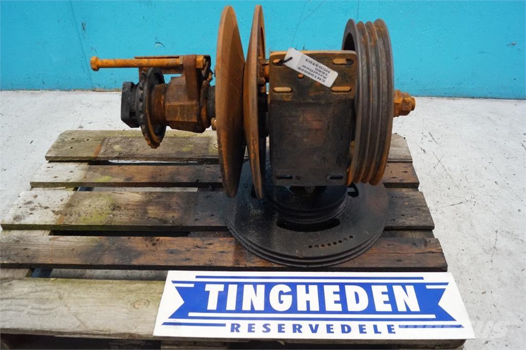 CASE 1680 Предаване