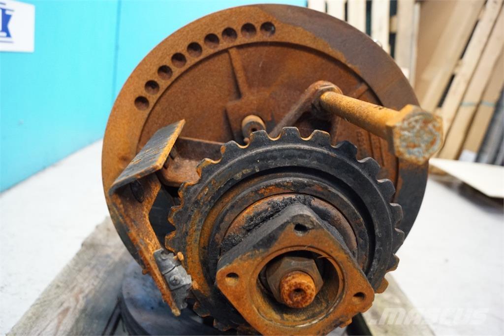 CASE 1680 Предаване