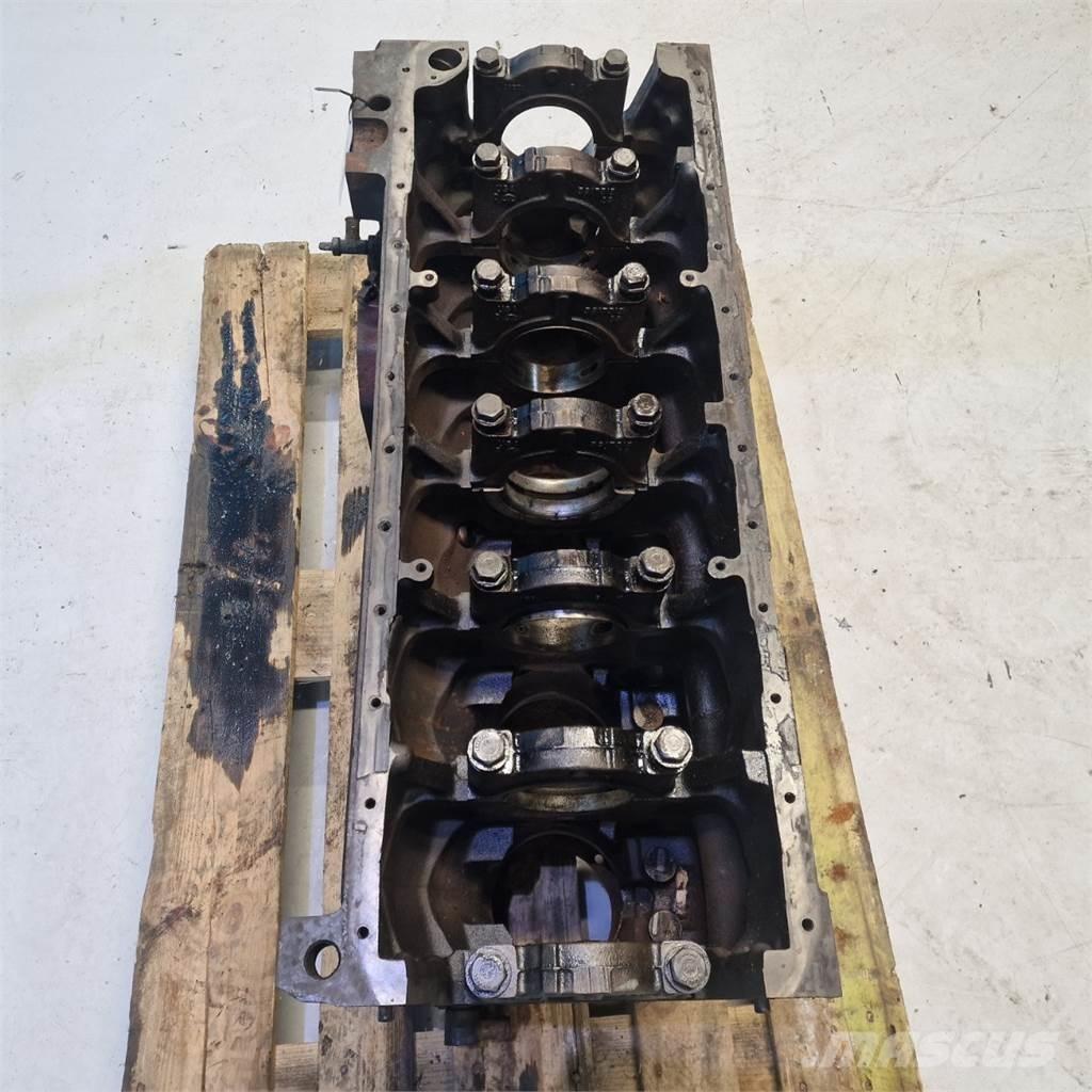 CASE 2188 Двигатели