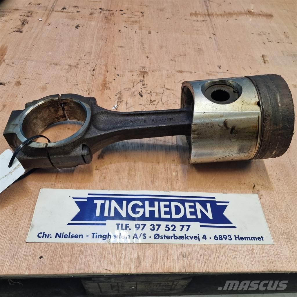 CASE 2188 Двигатели