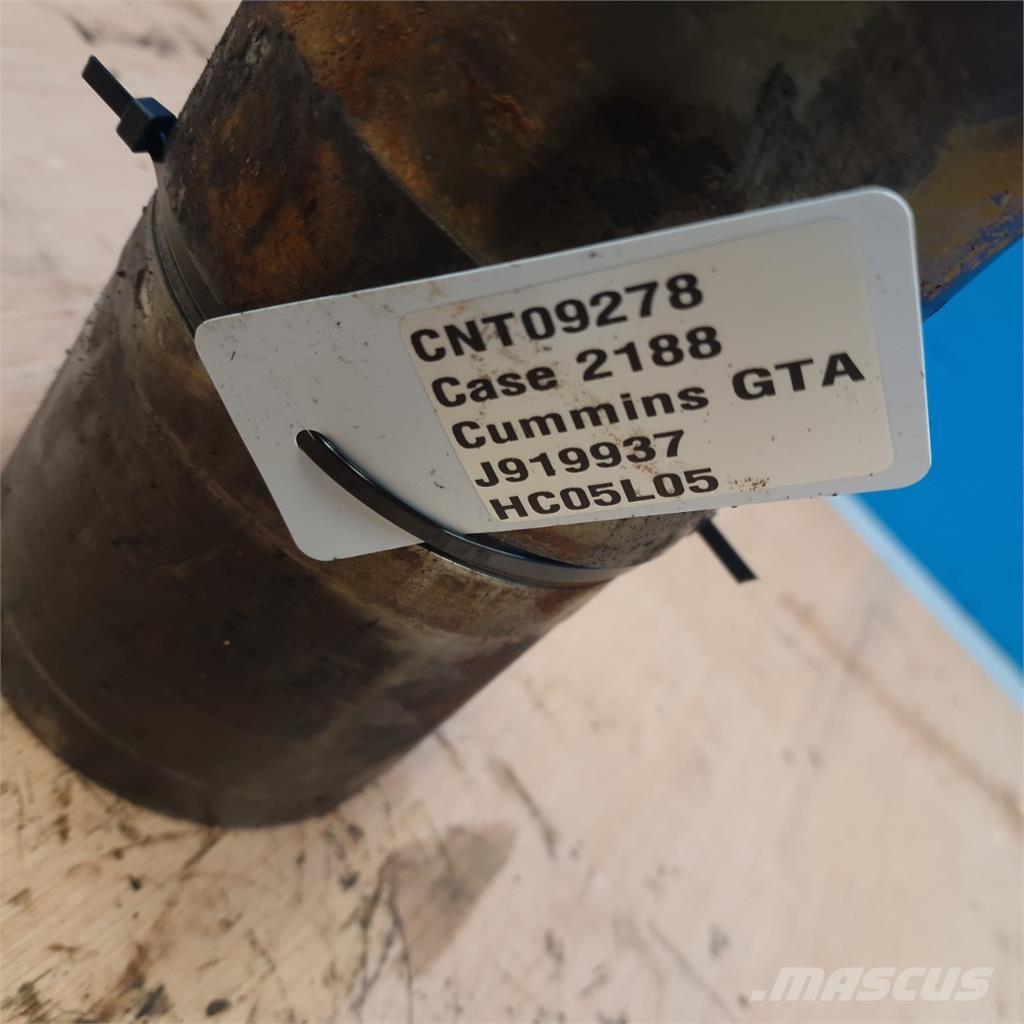CASE 2188 Двигатели