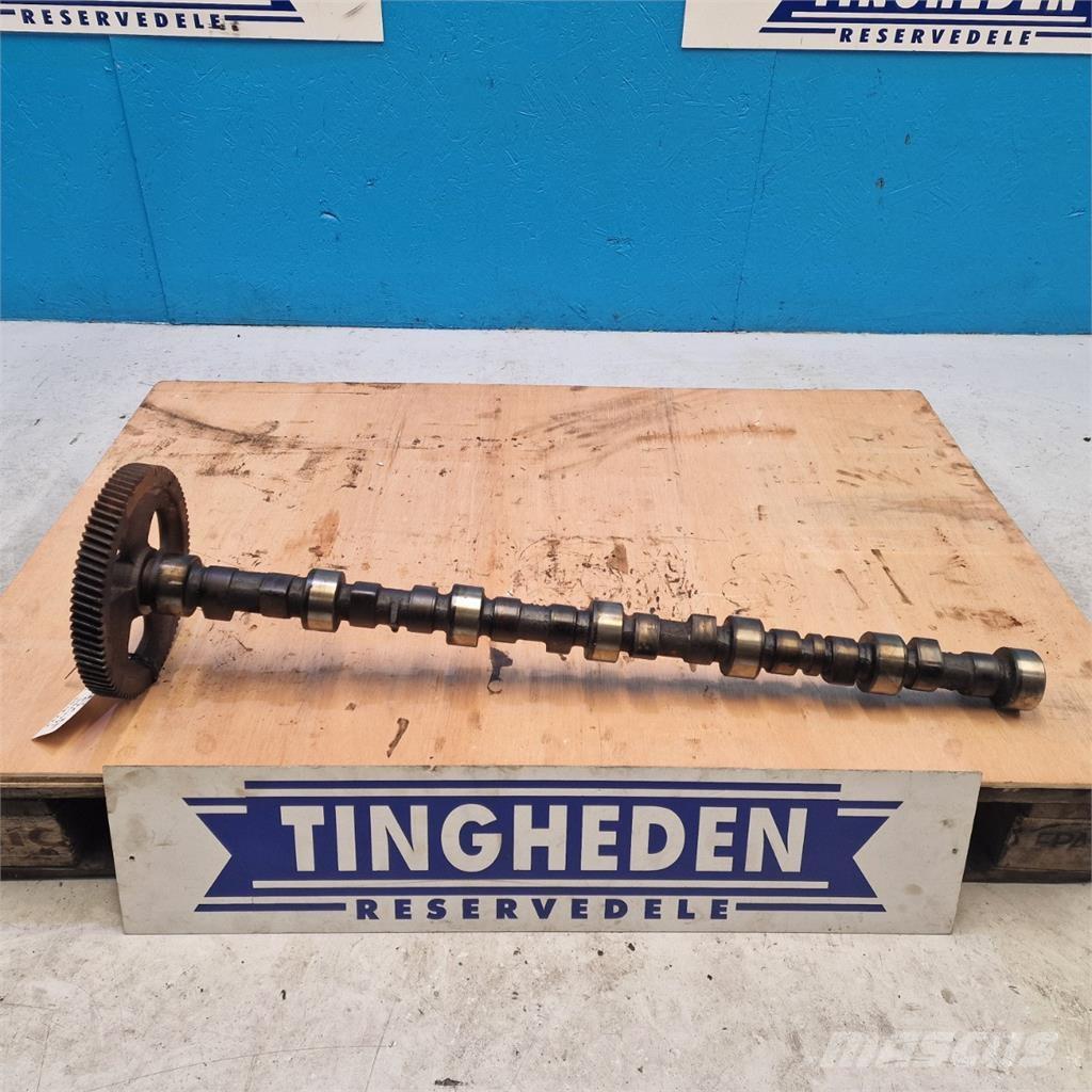 CASE 2188 Двигатели