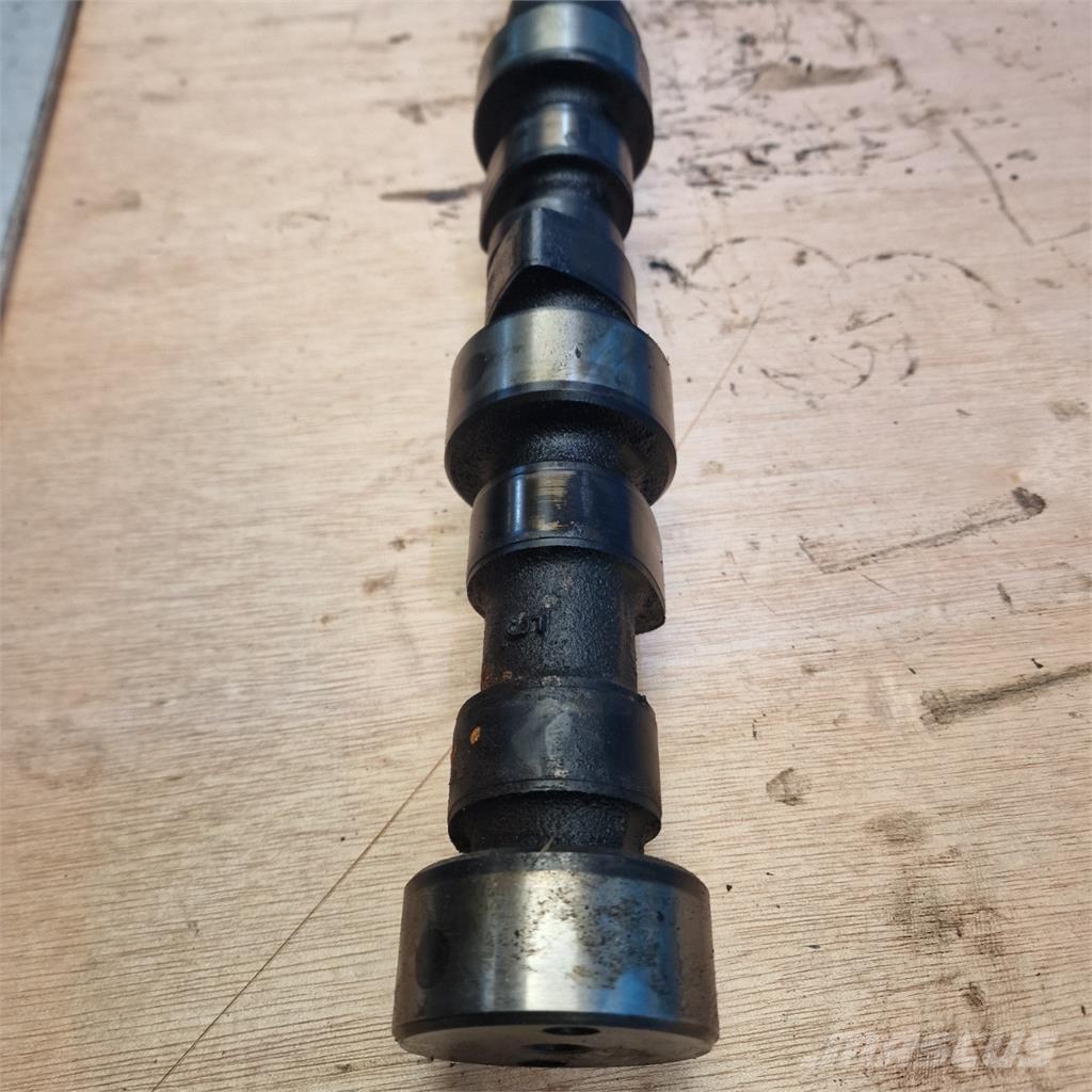 CASE 2188 Двигатели