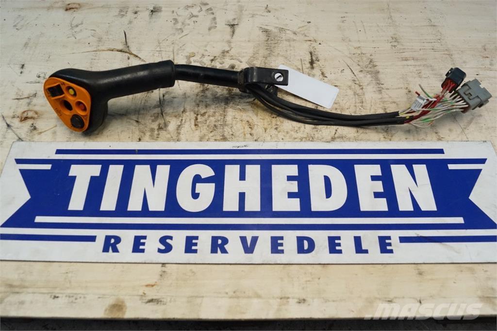 CASE 2388 Електроники