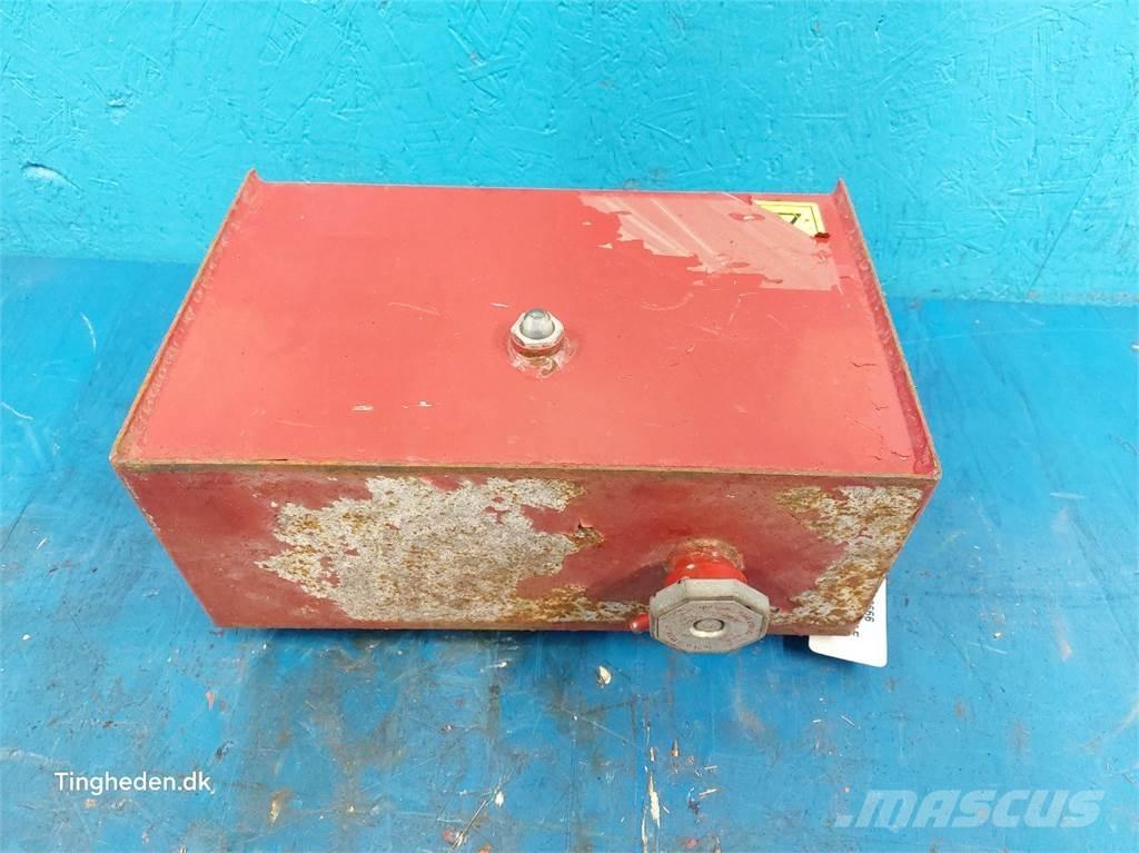 CASE 2388 Хидравлични