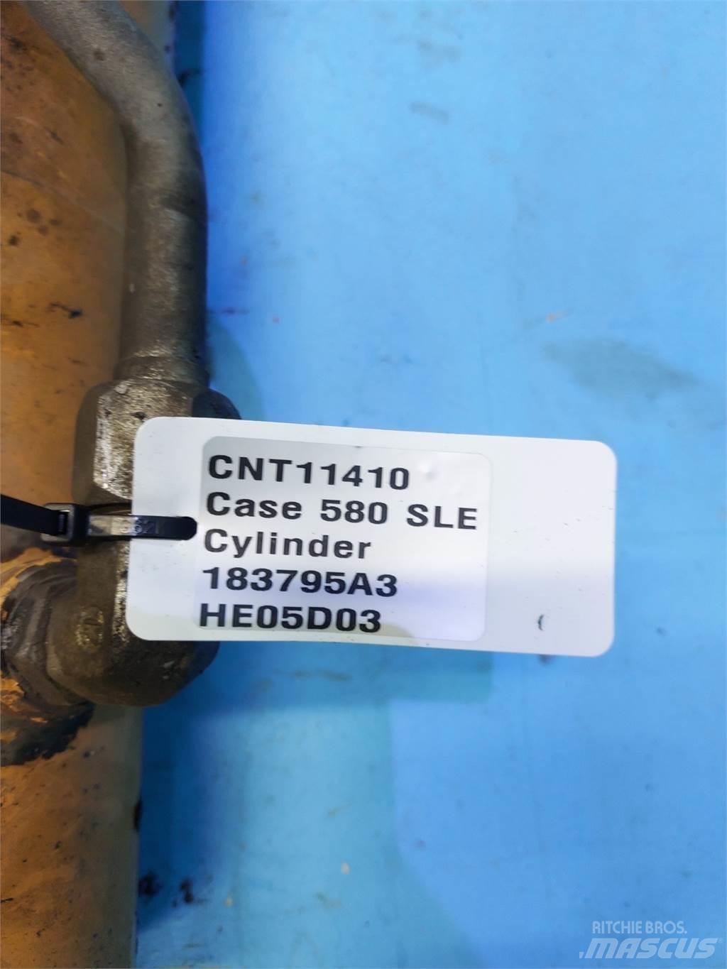 CASE 580 SLE Товарачи със заден ескаватор