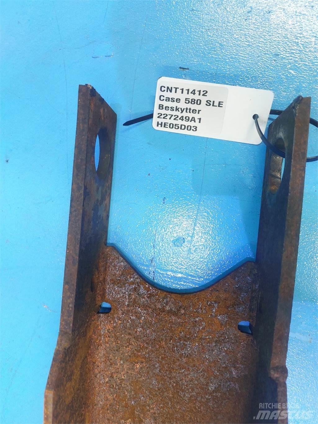 CASE 580 SLE Стрели и рамена
