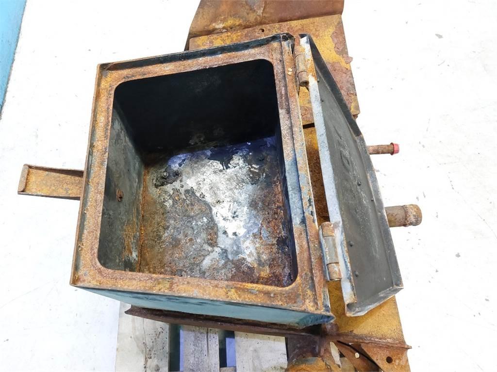 CASE 580 SLE Пресяващи кофи
