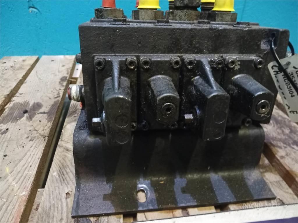 CASE 595 Хидравлични