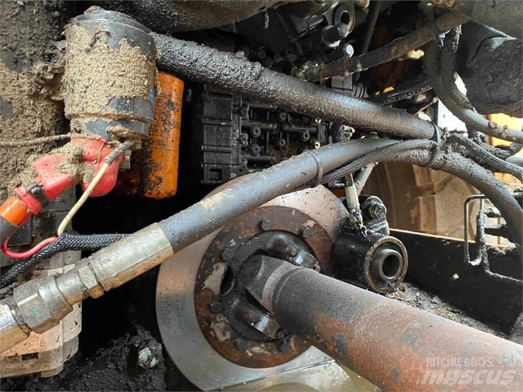 CASE 621D Колесни товарачи