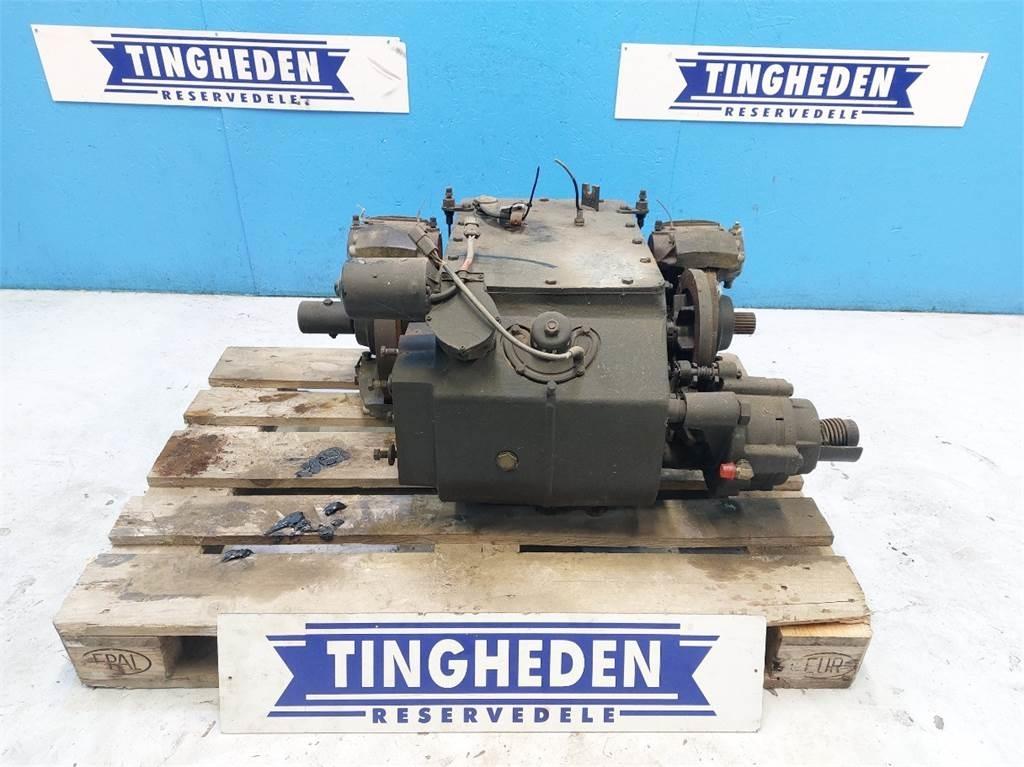 CASE 7010 Предаване