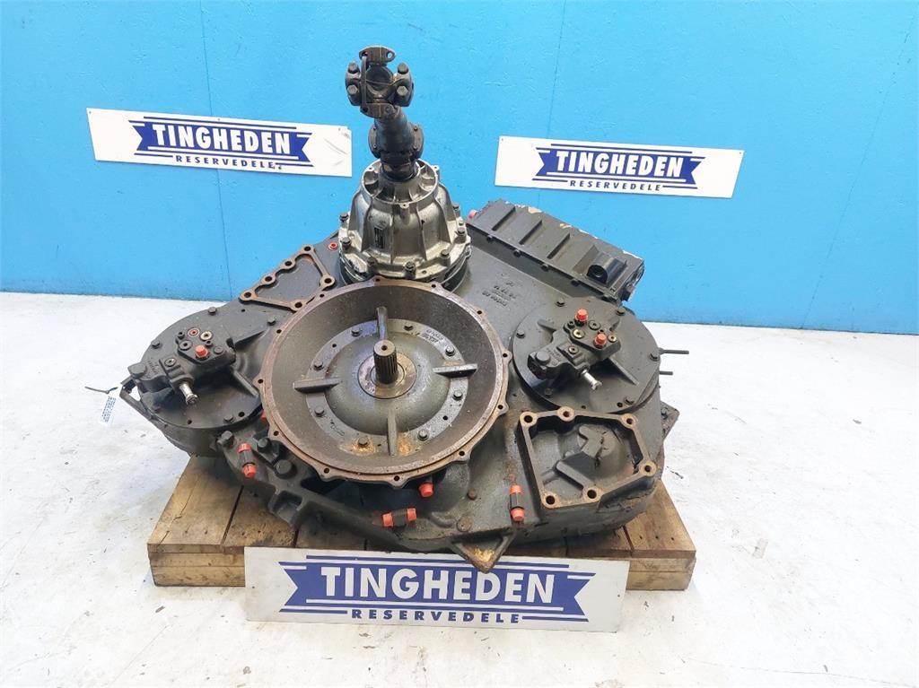 CASE 7010 Предаване