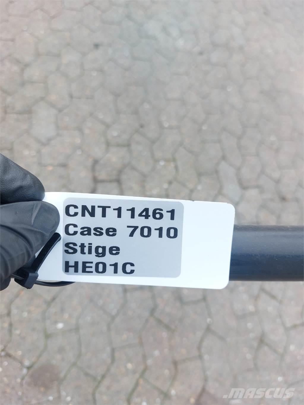 CASE 7010 Кабина