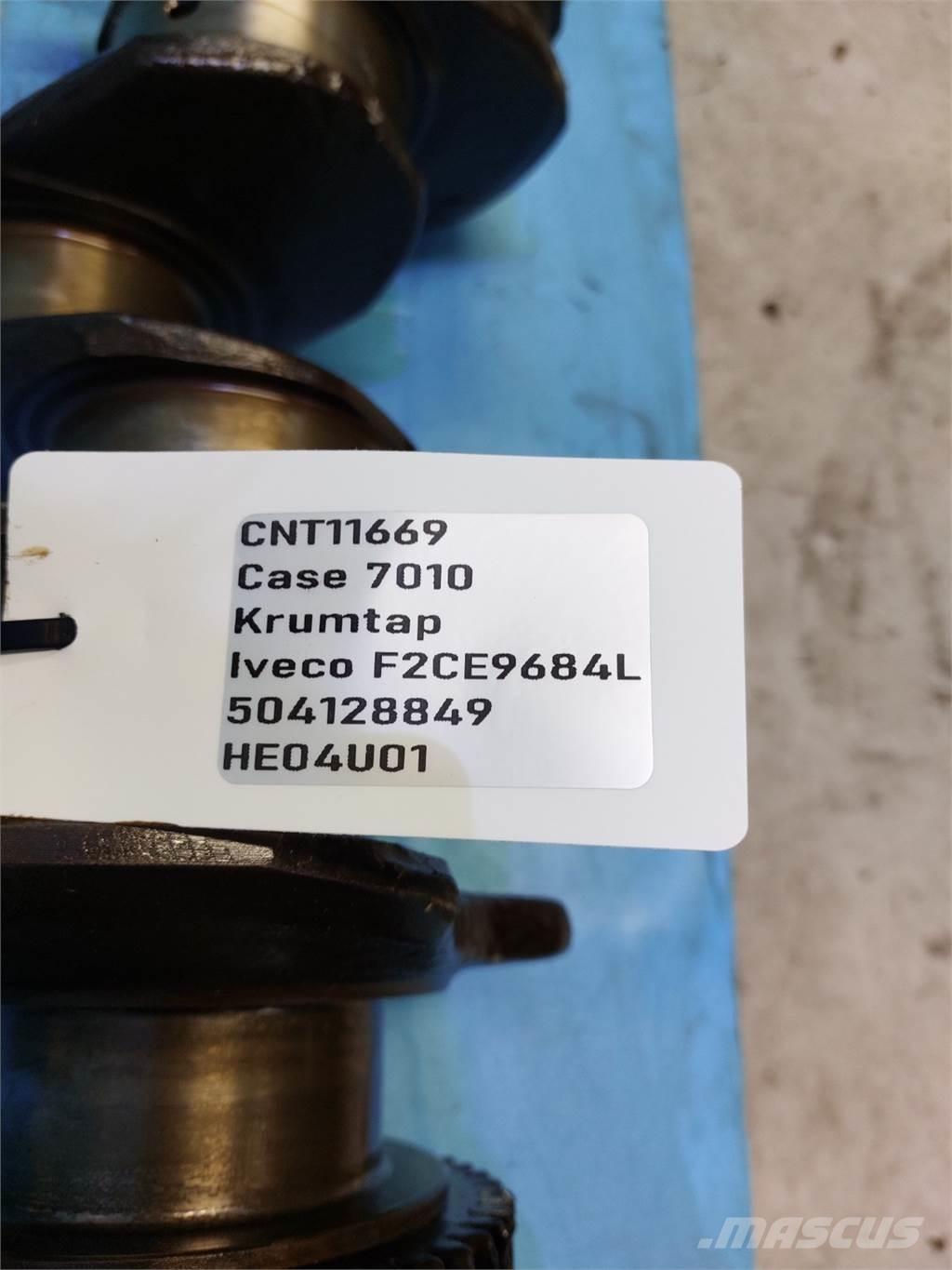 CASE 7010 Двигатели