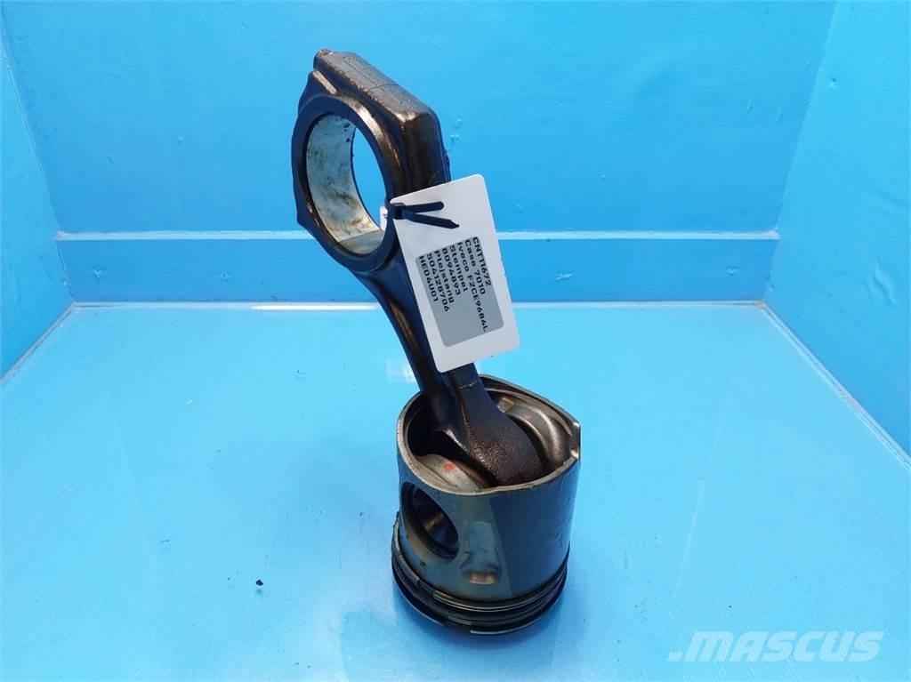 CASE 7010 Двигатели