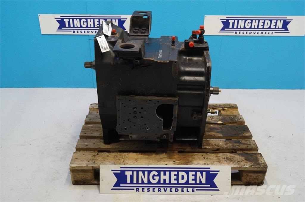 CASE 7130 Предаване