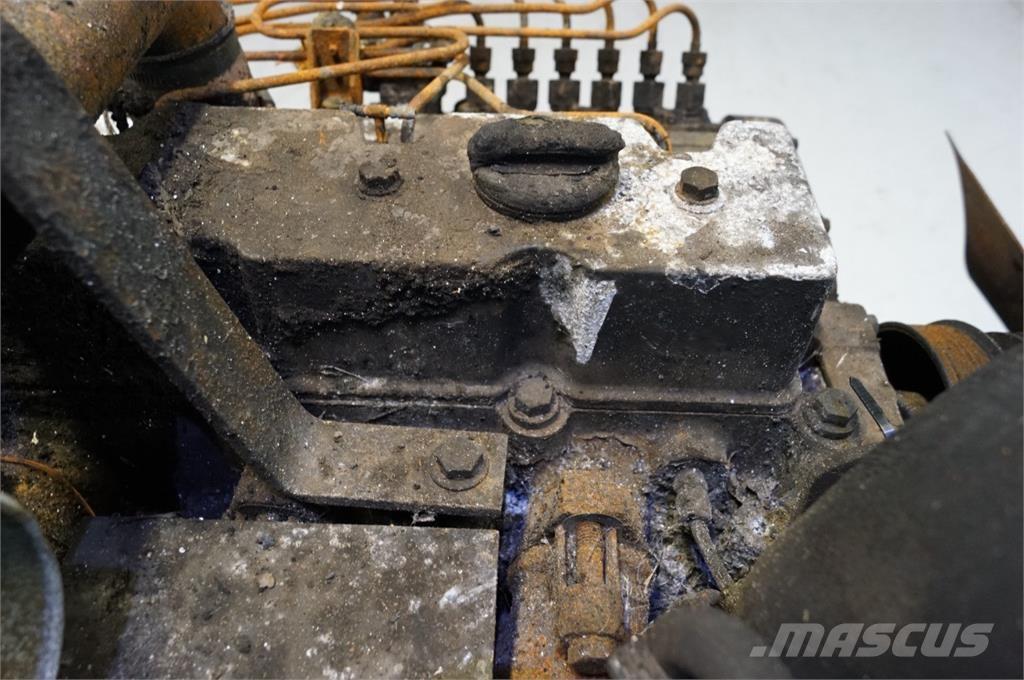 CASE 7130 Двигатели